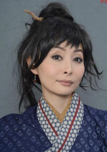 燕赤霞女儿扮演者（燕赤霞女儿扮演者是谁）